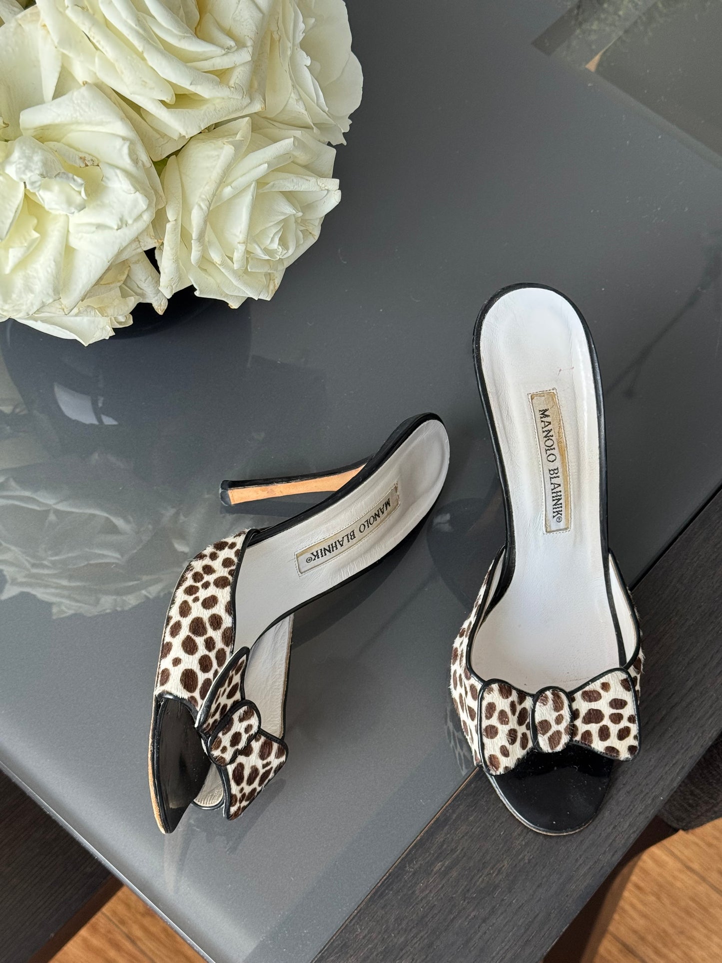 Vintage Manolo Blahnik Pony Hair Bow Sandal Pumps 38.5