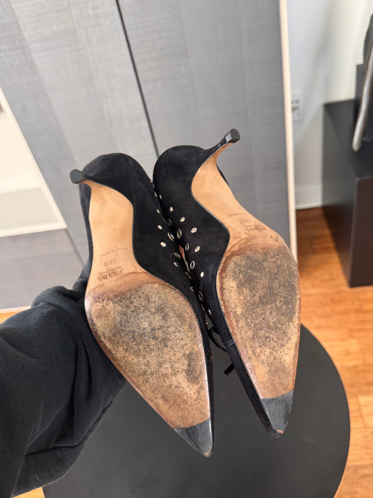 Prada SS2002 Suede Grommet Pumps ~38
