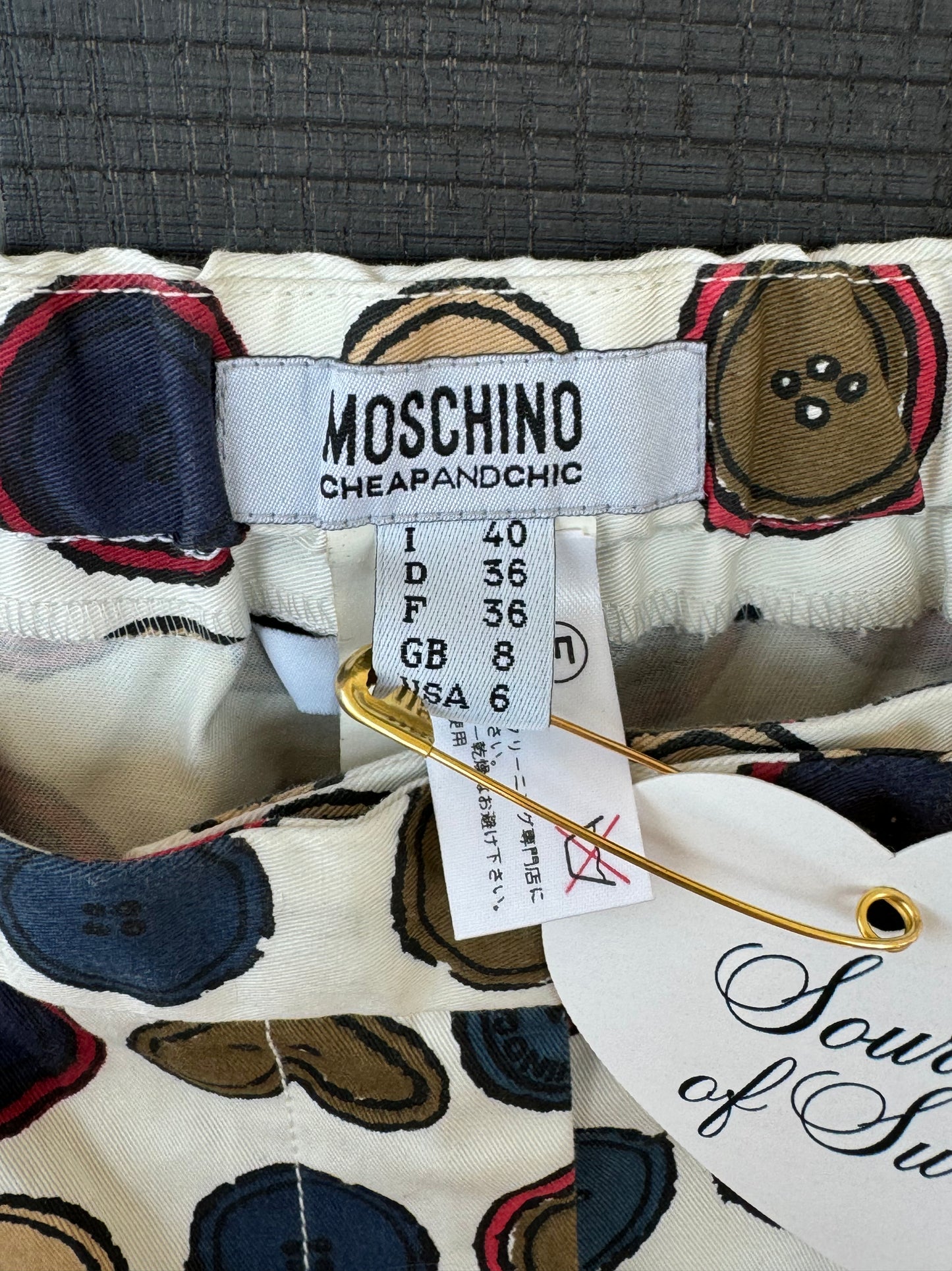 Moschino Button Printed Capris