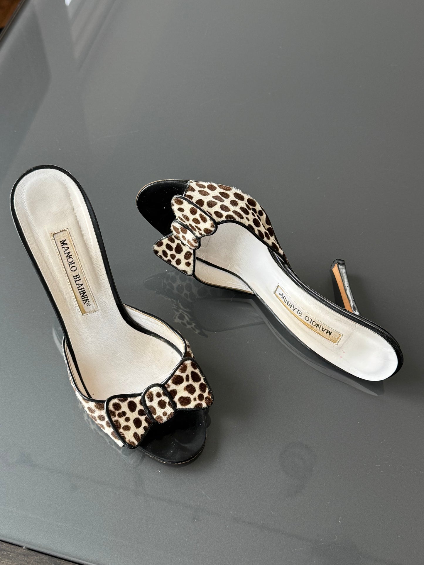 Vintage Manolo Blahnik Pony Hair Bow Sandal Pumps 38.5