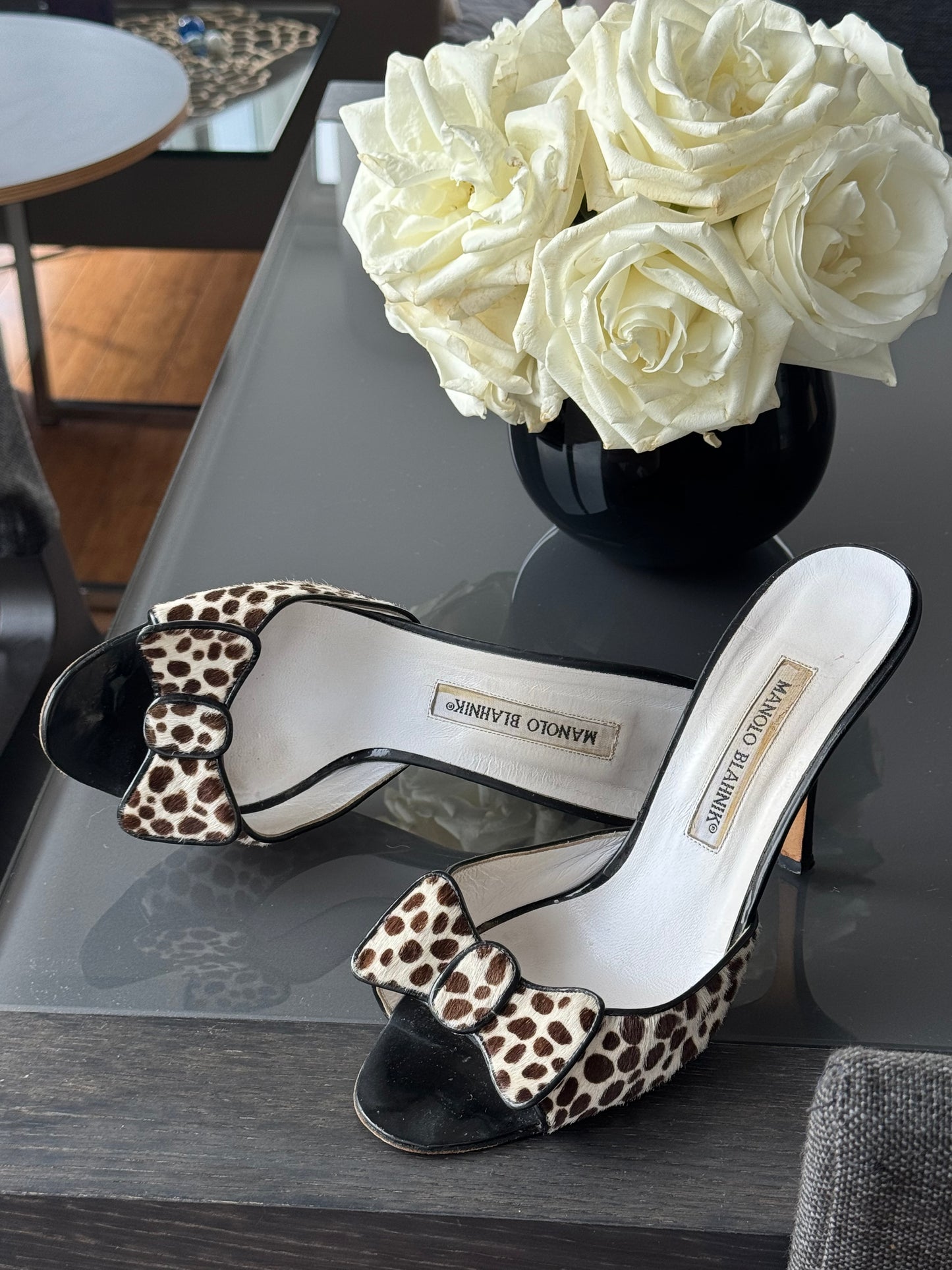Vintage Manolo Blahnik Pony Hair Bow Sandal Pumps 38.5