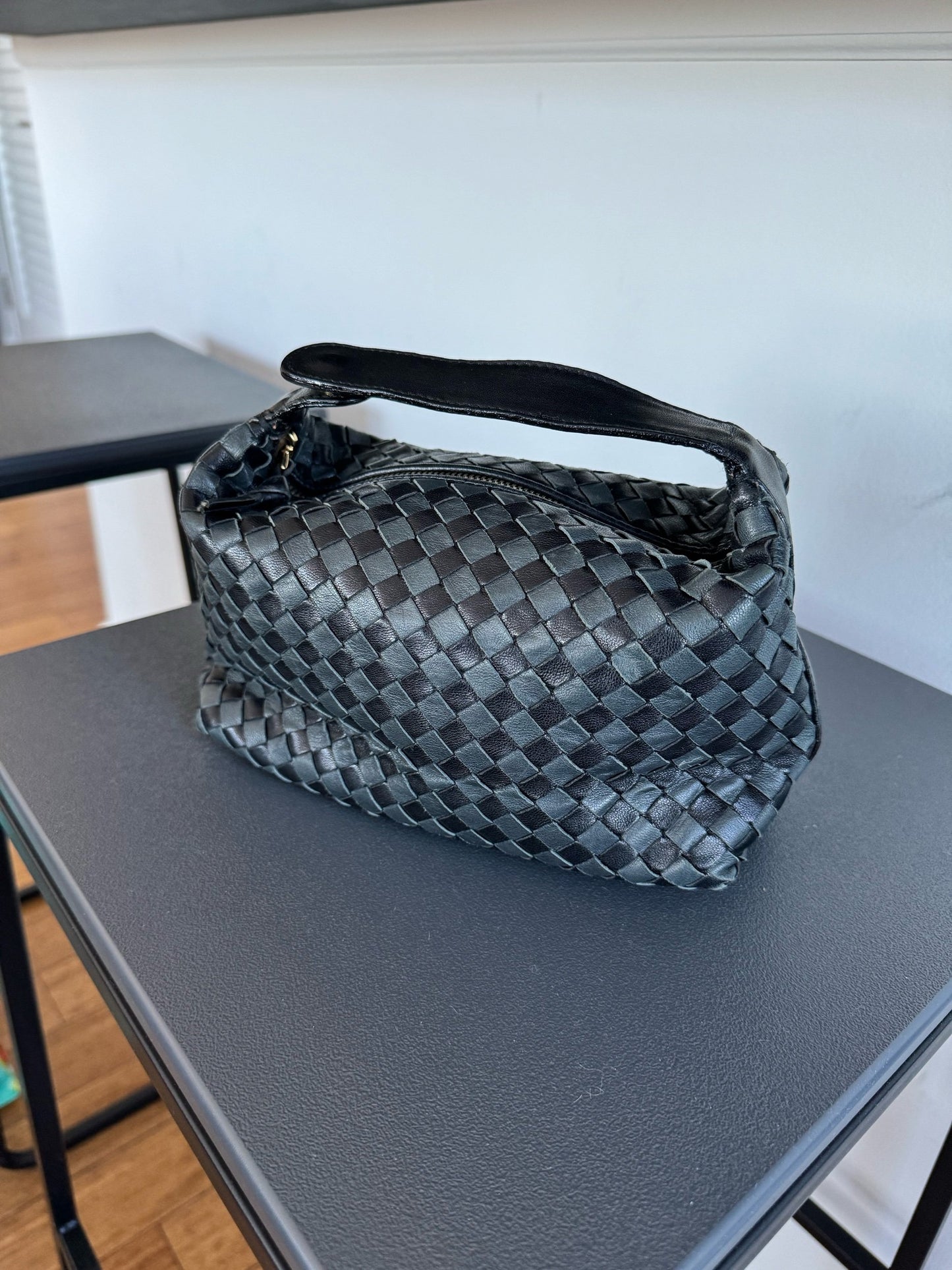 Bottega Veneta Leather Snap purse