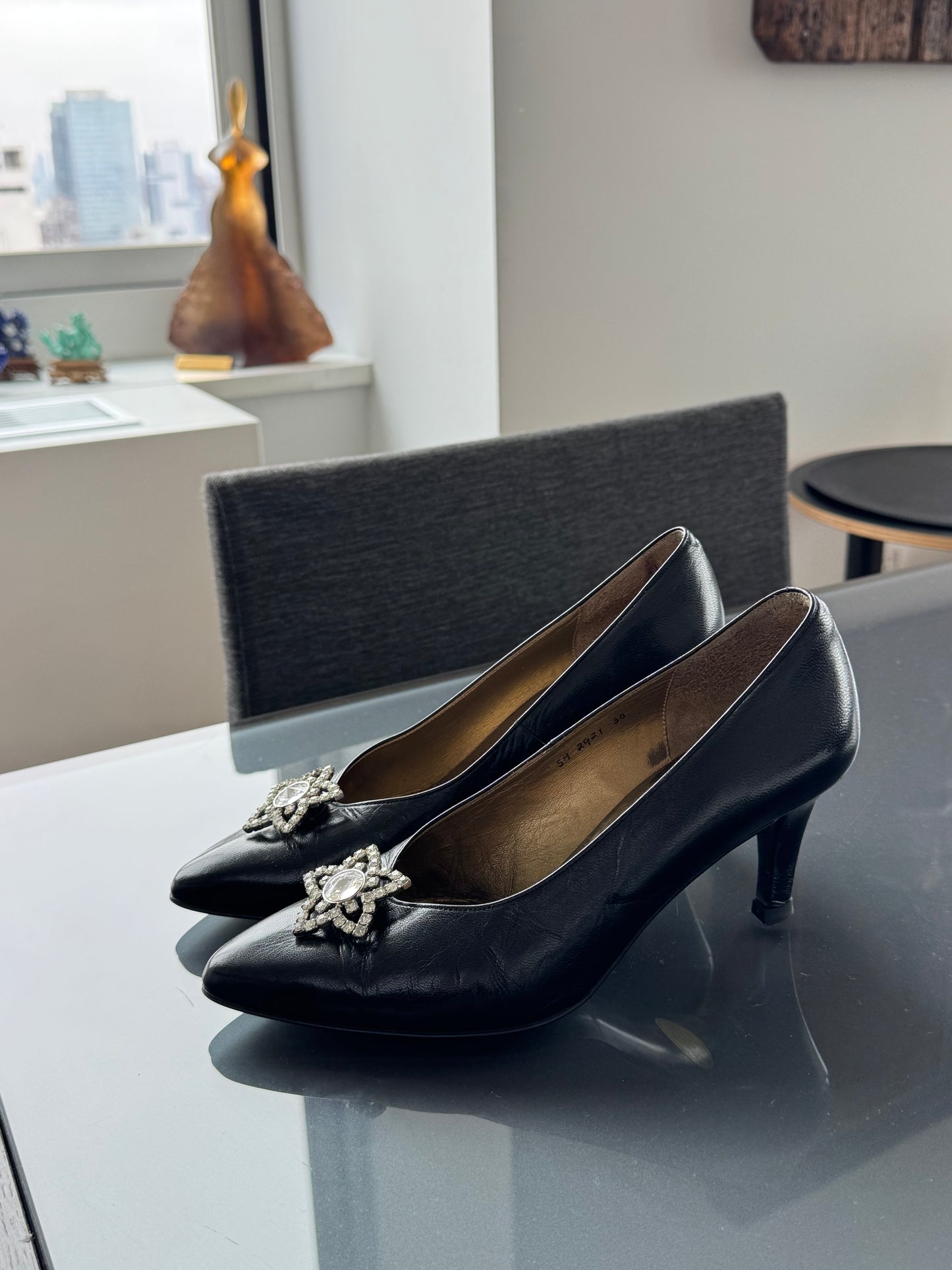 Yves Saint Laurent 1990s Star-Embellished Pumps 36