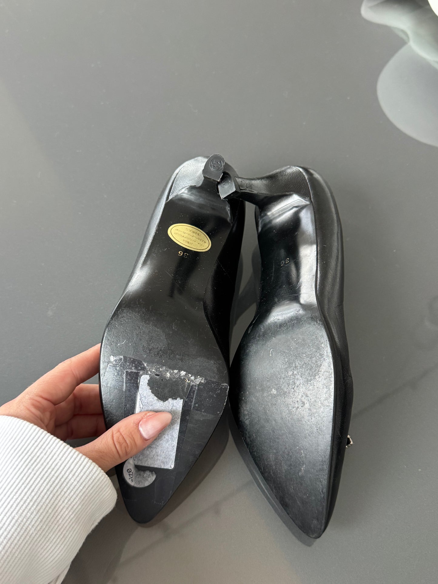 Yves Saint Laurent 1990s Star-Embellished Pumps 36