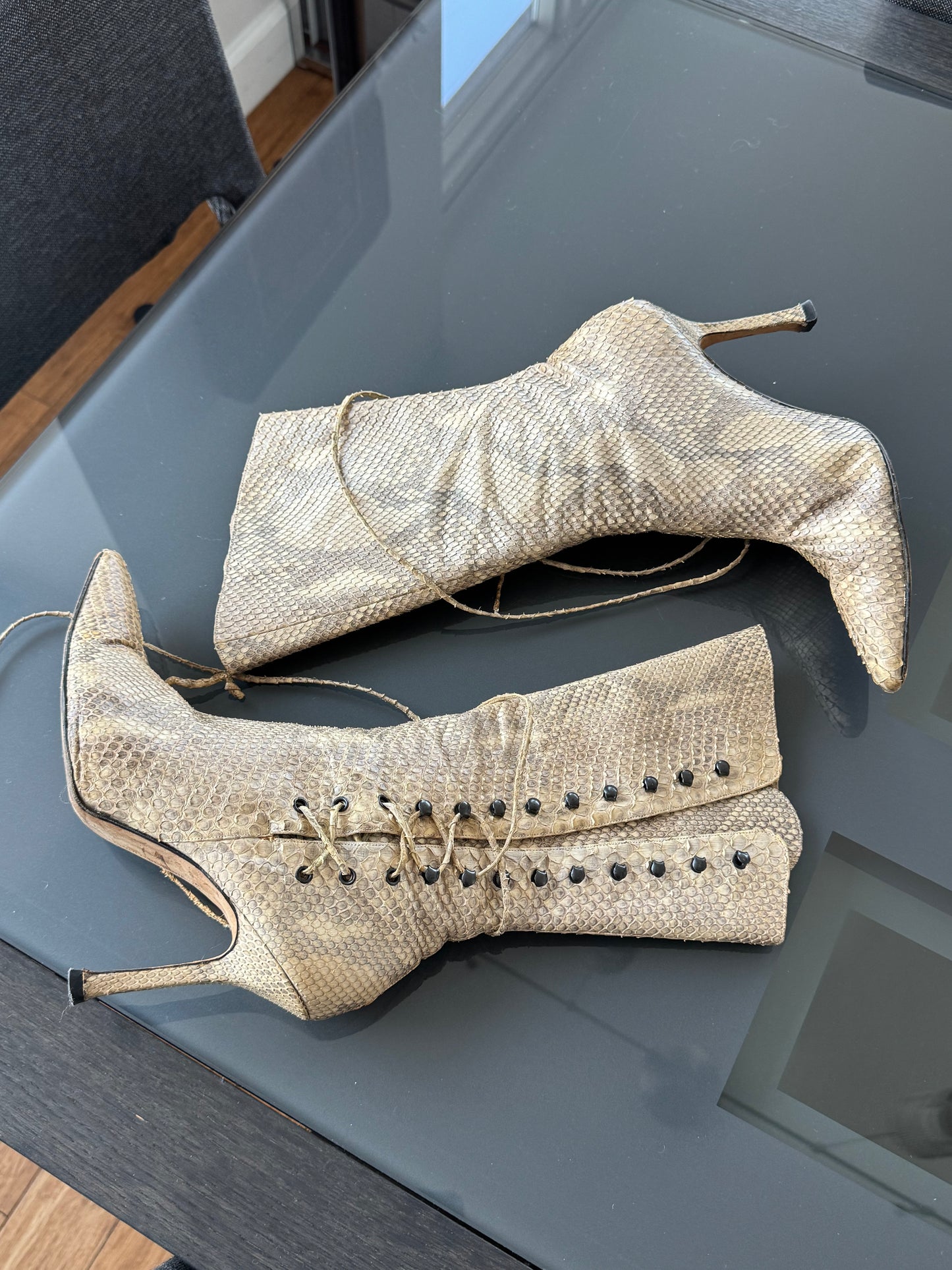Vintage Manolo Blahnik Python Lace-Up Boots 39.5