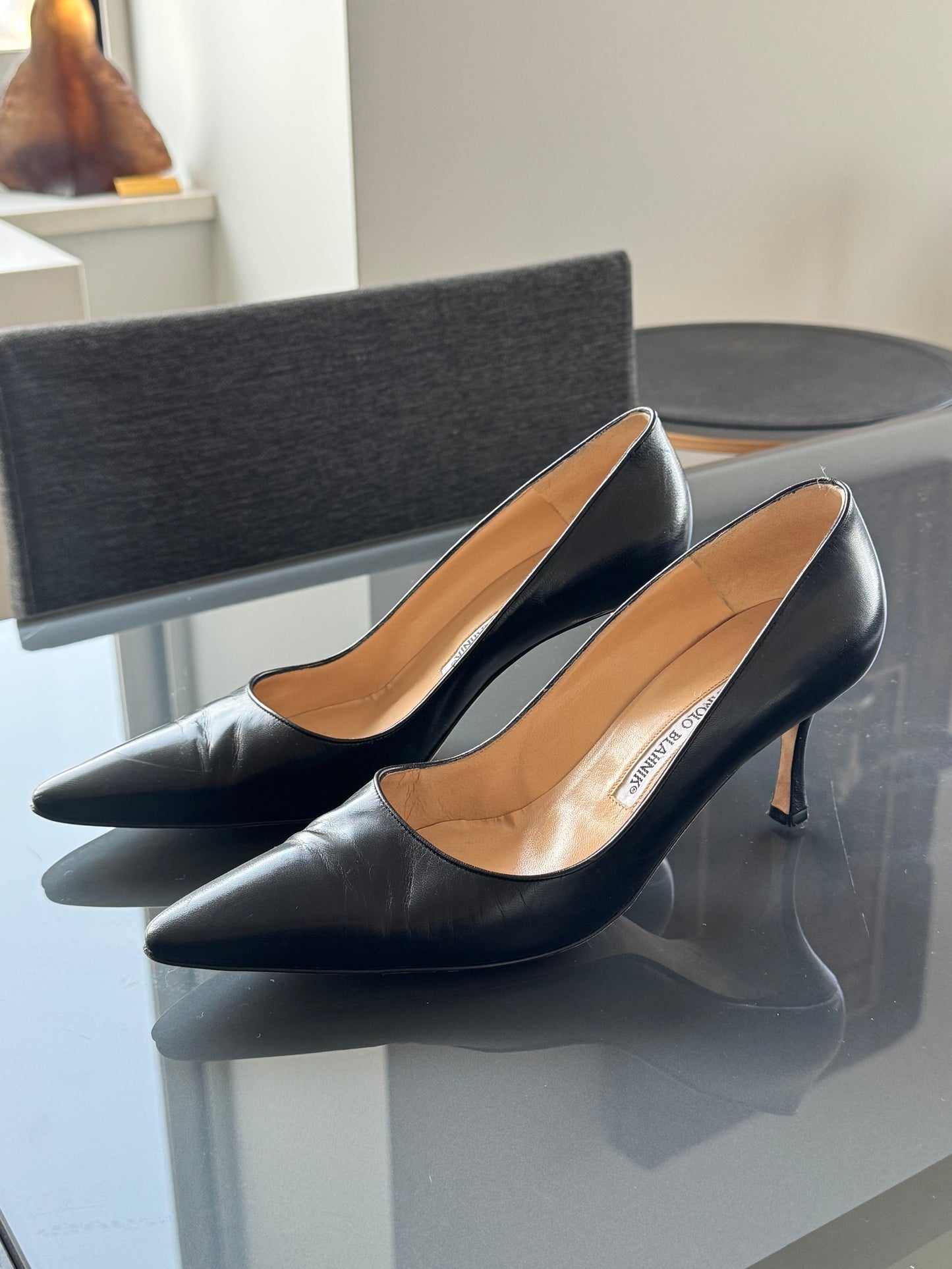 Vintage Manolo Blahnik Black Leather Pumps 39.5