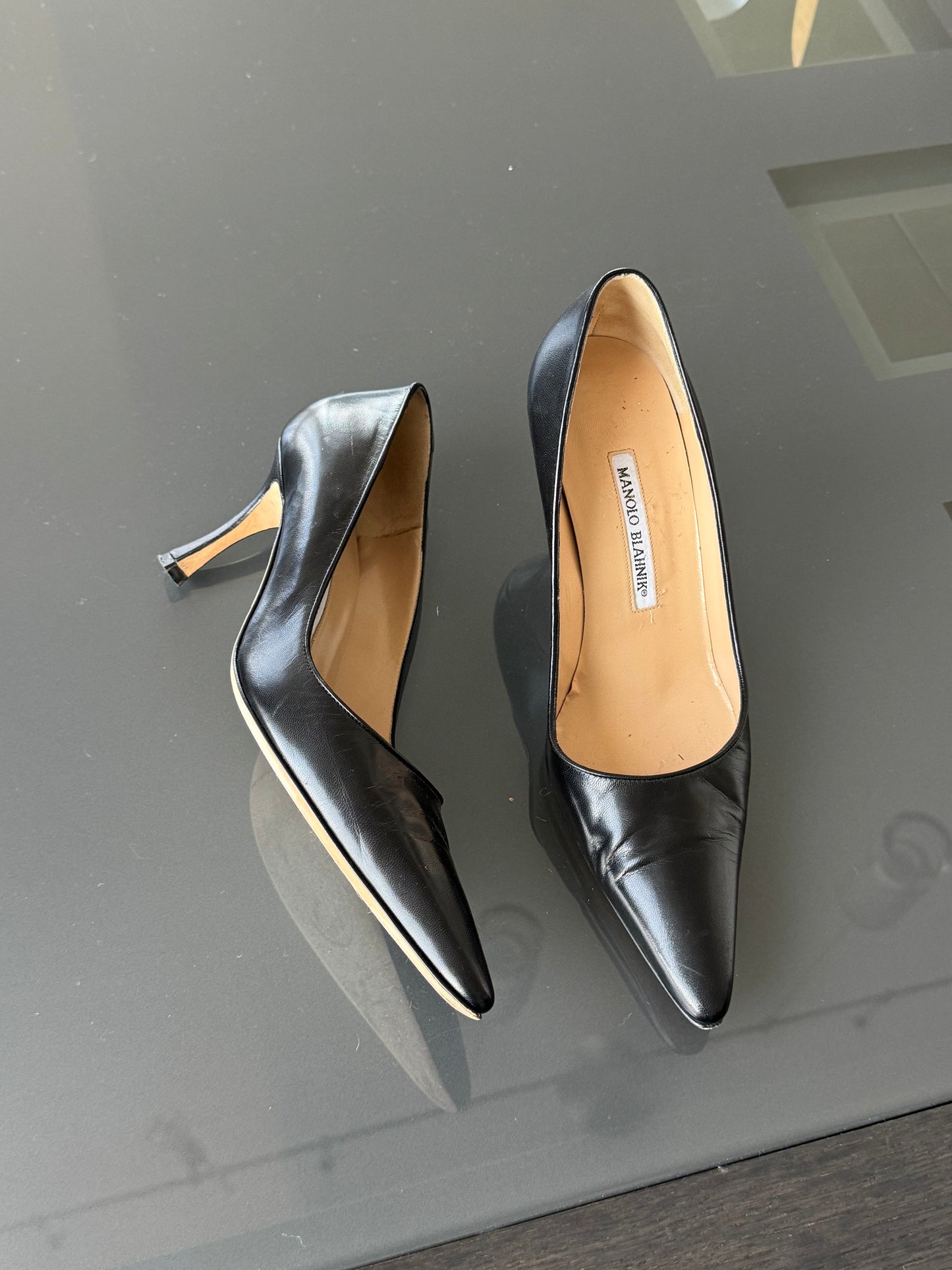 Vintage Manolo Blahnik Black Leather Pumps 39.5