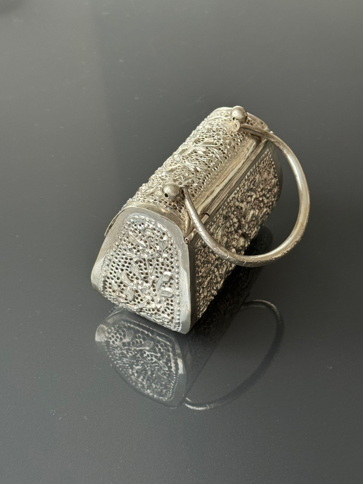 Antique 1920s Sterling Silver Handbag