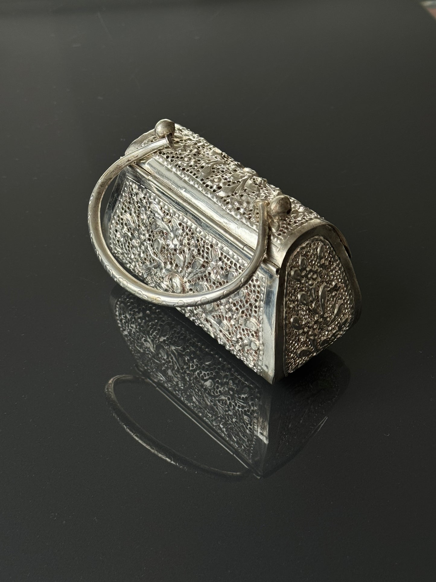 Antique 1920s Sterling Silver Handbag