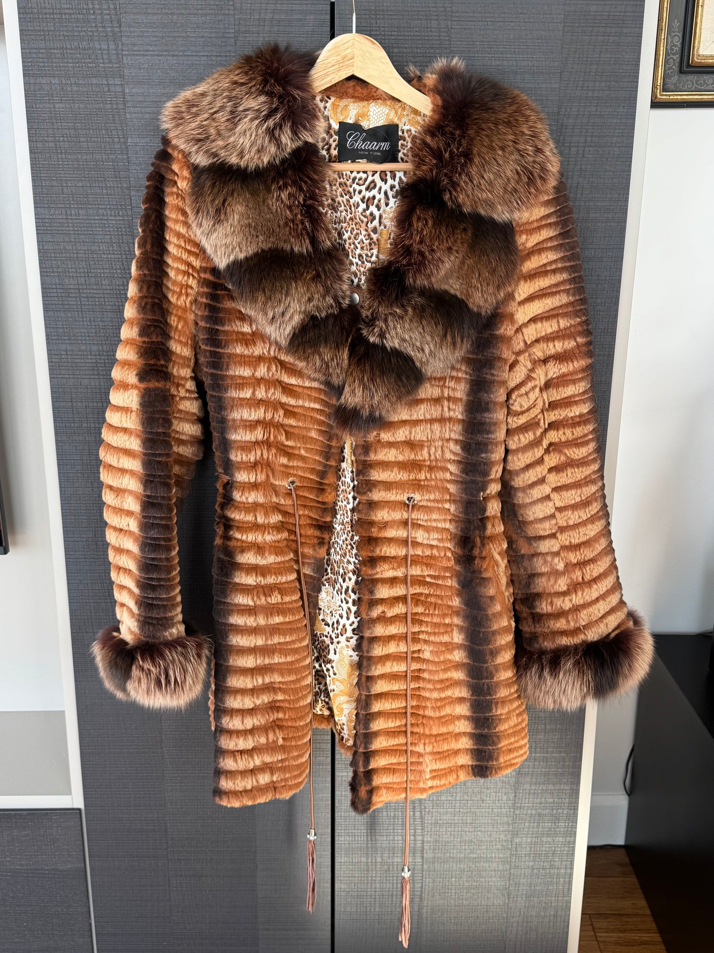 100% Fur Ribbed Jacket with Fox Collar