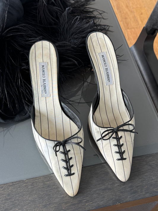 Manolo Blahnik 1990s Baseball Kitten Heel Mules 40.5, Run Small