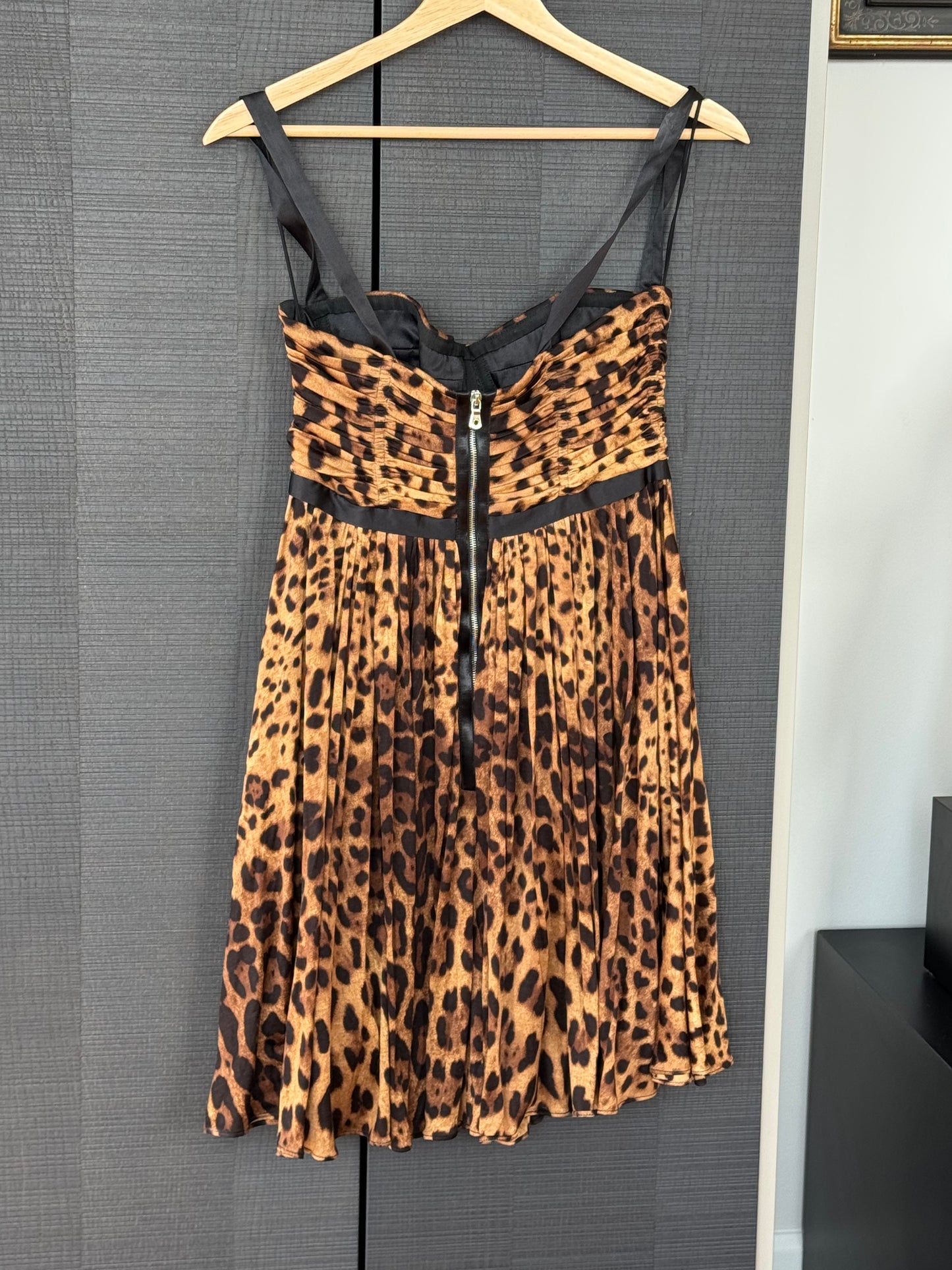 Dolce & Gabbana Leopard Print Boned Silk Dress